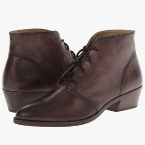 FRYE Women's Ruby Chukka Boot 8.5